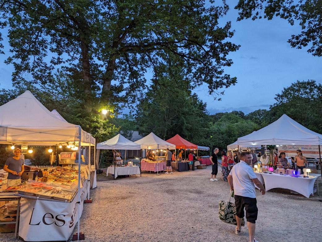 Les marchés nocturnes de l’été animent le camping Huttopia